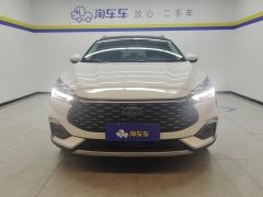 Ford Focus Edition EcoBoost 180 Version - фото 3