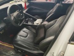 Hyundai Elantra 1.4T Double Clutch Premium Edition - фото 14