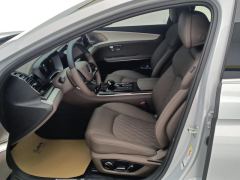 BYD Han DM-i 1.5T 125km Prestigious Edition - ფოტო 14