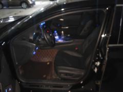 Toyota Avalon Dual-Engine 2.5L E-CVT Luxury Edition - ფოტო 8