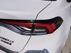 Toyota Corolla Dual-Engine 1.8L E-CVT Elite Edition - ფოტო 5