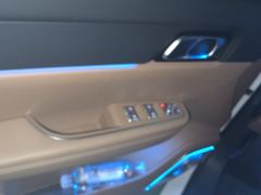 Li Auto Li ONE EREV6 Edition - ფოტო 12