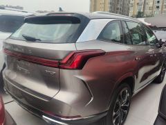 Roewe RX9 2.0T AWD Edition - ფოტო 2
