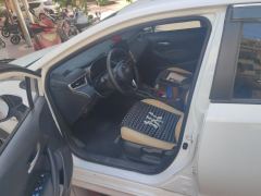 Toyota Levin Dual-Engine 1.8L Luxury Edition - photo 14