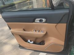 Li Auto Li ONE EREV6 Edition - ფოტო 12
