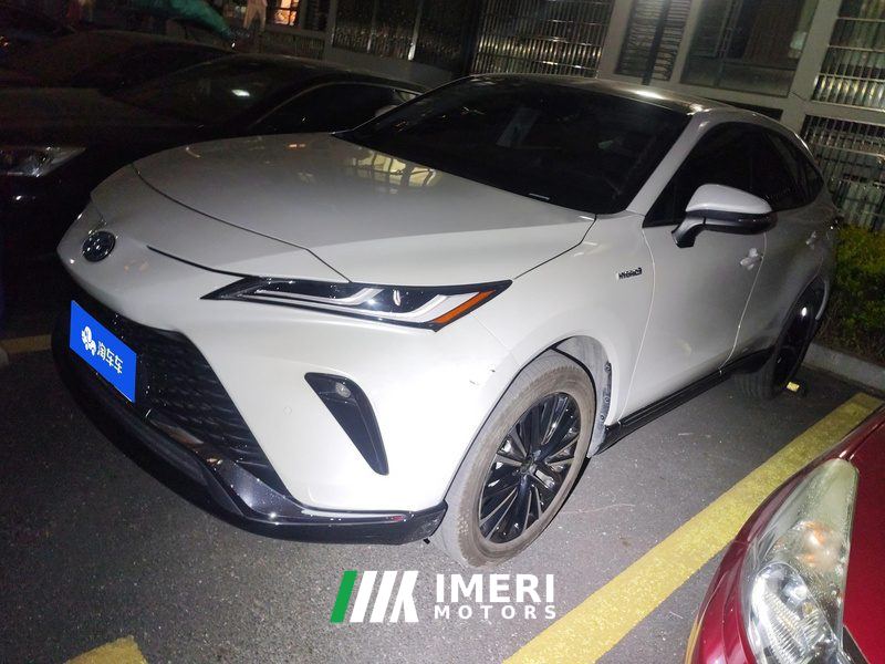 Toyota Venza Dual-Engine 2.5L RWD Luxury Edition