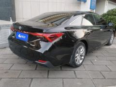 Toyota Avalon Dual-Engine 2.5L E-CVT Luxury Edition - photo 2