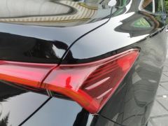 Toyota Avalon Dual-Engine 2.5L E-CVT Luxury Edition - photo 5