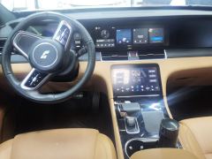 Li Auto Li ONE EREV6 Edition - ფოტო 16