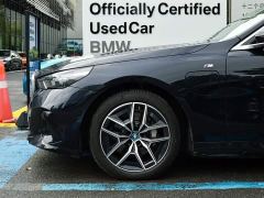 BMW i5 eDrive 35L M Sport Package - ფოტო 13