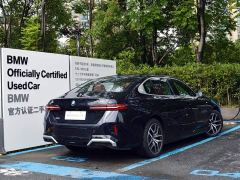 BMW i5 eDrive 35L M Sport Package - ფოტო 3
