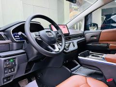 Honda Odyssey 2.0L e:HEV Sharp Comfort Edition - фото 8