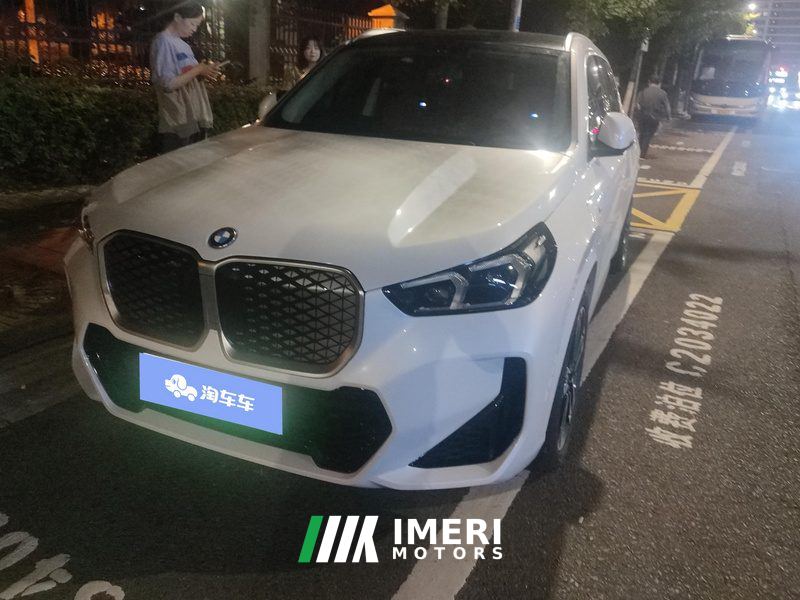 BMW iX1 xDrive30L M Sport Package - автомобиль из Китая