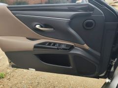 Lexus ES 200 Excellence Edition - ფოტო 12