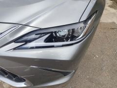 Lexus ES 200 Excellence Edition - ფოტო 4