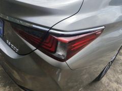 Lexus ES 200 Excellence Edition - ფოტო 5