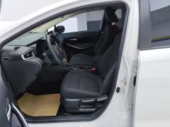 Toyota Corolla Dual-Engine 1.8L E-CVT Elite Edition - ფოტო 14