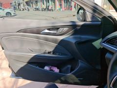 Buick Regal 25T Edition - photo 12