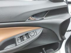 Buick GL6 323T Luxury Version - ფოტო 13