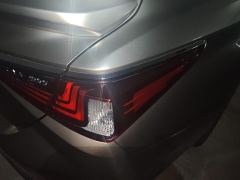 Lexus ES 200 Excellence Edition - ფოტო 5