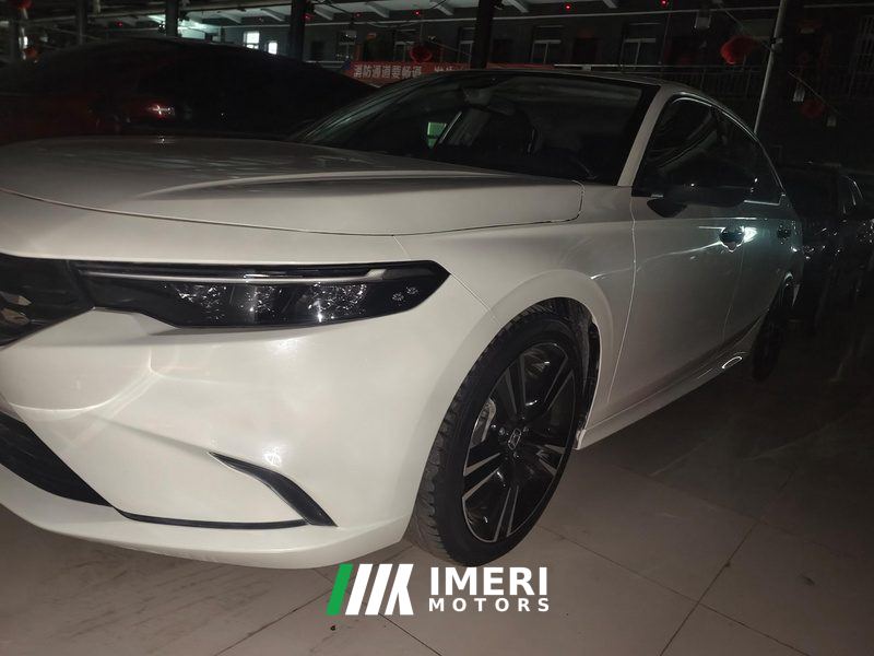 Honda Envix Version 240TURBO CVT Luxury Edition - автомобиль из Китая
