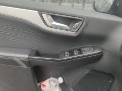 Ford Escape EcoBoost 245 2WD - ფოტო 13