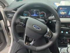 Ford Escape EcoBoost 245 2WD - ფოტო 18