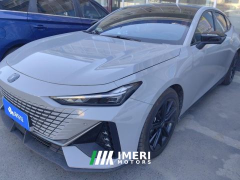 2022 Changan UNI-V 1.5T Dual Clutch Premium - автомобиль из Китая