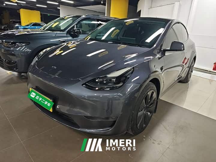 Tesla Model Y Standard Range RWD - car from China