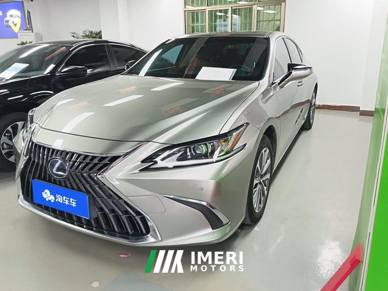 Lexus ES 300h Excellence