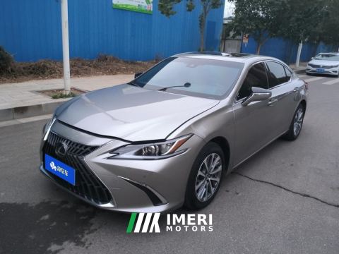 2022 Lexus ES 200 Excellence Edition - автомобиль из Китая