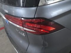 Roewe MG iMAX8 400TGI Huanju Edition - photo 5