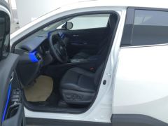 Toyota C-HR 2.0L Luxury - photo 14