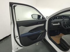 Changan UNI-V Zhidian iDD 1.5T 113km Smart cool type - ფოტო 12