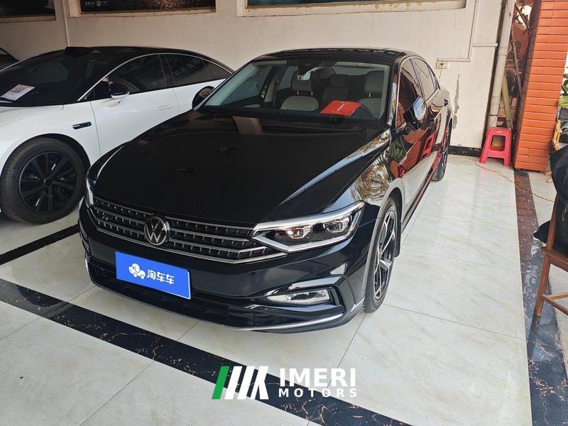 Volkswagen Magotan 2 Million Edition 330TSI Luxury Edition