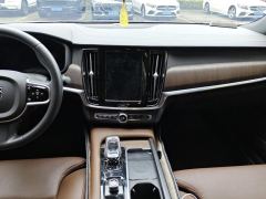 Volvo S90 B5 Smart Luxury Edition - ფოტო 17