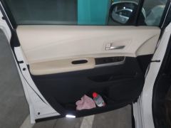 Toyota Sienna Dual-Engine 2.5L Luxury Edition - photo 12