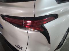 Toyota Sienna Dual-Engine 2.5L Luxury Edition - photo 5