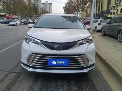 Toyota Sienna Dual-Engine 2.5L Comfort Edition - ფოტო 3