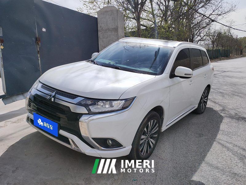 Mitsubishi Outlander 2.0L 2WD Edition 5 - ავტომობილი ჩინეთიდან