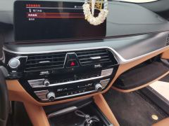 BMW 5 Series (Imported) Facelift 525i M Sport Package - ფოტო 17