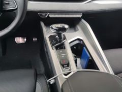 Geely Xingui Xingrui 2.0T Only this turquoise version - photo 19