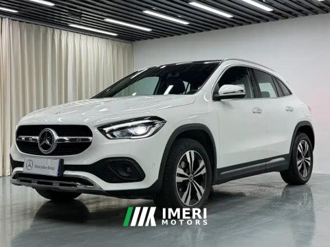 2023 Mercedes-Benz GLA 220