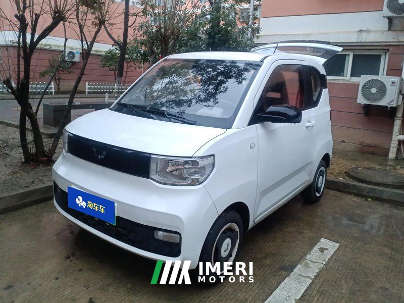 Wuling Hongguang MINIEV 120km - автомобиль из Китая