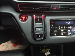 Honda Elysion e:HEV 2.0L Luxury Edition - фото 19