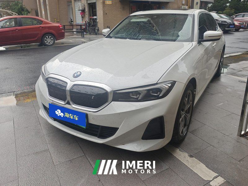BMW i3 eDrive 35 L - автомобиль из Китая