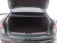 Geely Xingui Xingrui 2.0T Only this turquoise version - ფოტო 7