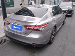 Toyota Camry 2.0G Luxury Edition - photo 2
