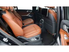 BMW X7 xDrive M50i - фото 8
