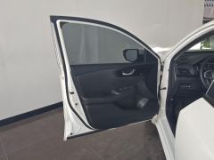 Honda Lingpai PHEV 1.5L E-CVT Luxury Edition - ფოტო 12